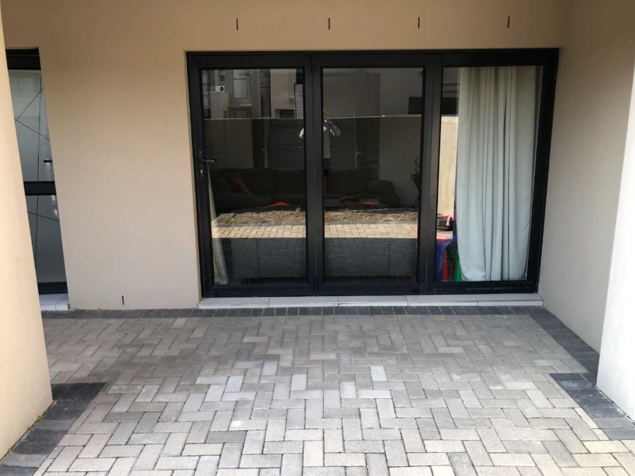 To Let 3 Bedroom Property for Rent in Sandown Western Cape